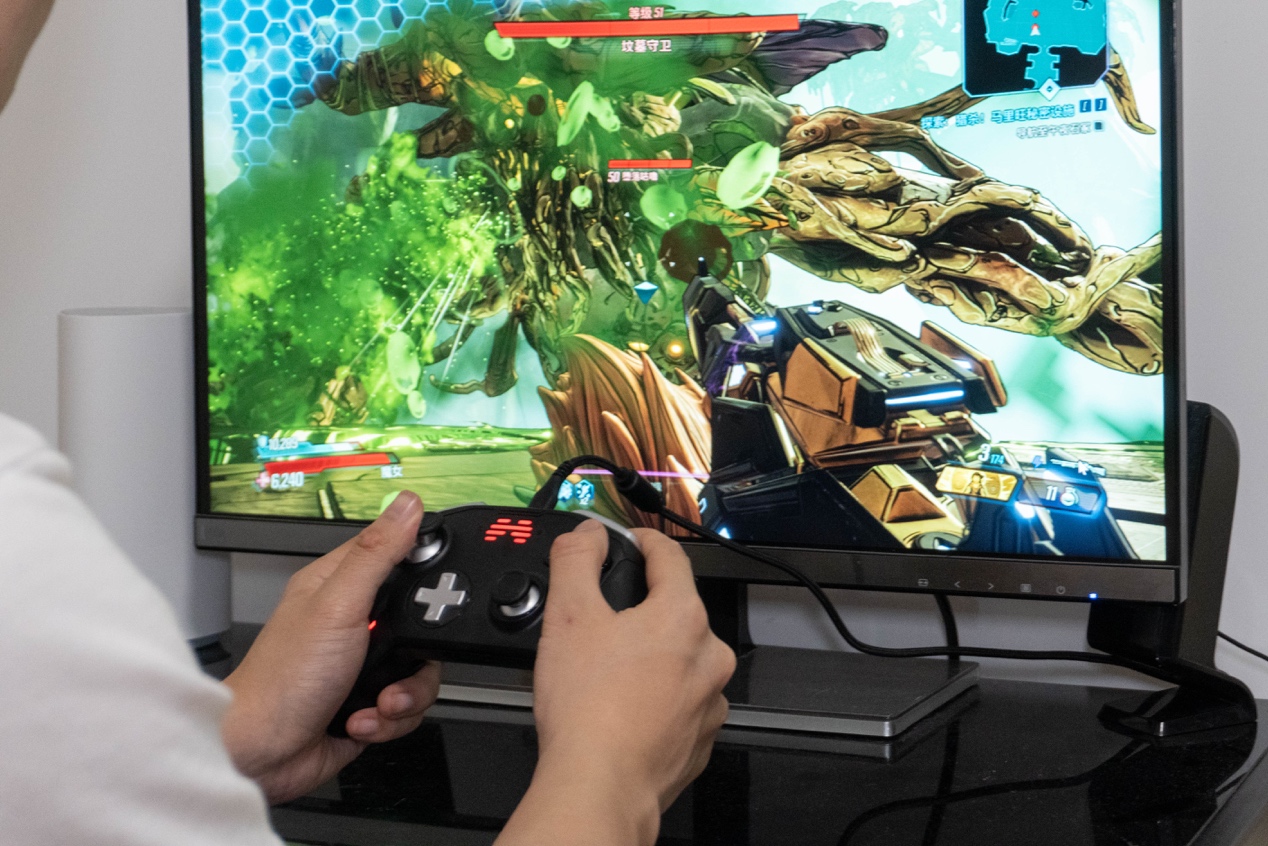 不负精英之名北通宙斯精英版手柄,北通宙斯精英手柄体感瞄准