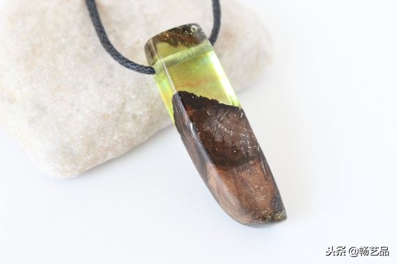 如何用水晶滴胶自制项链,手工滴胶项链教程