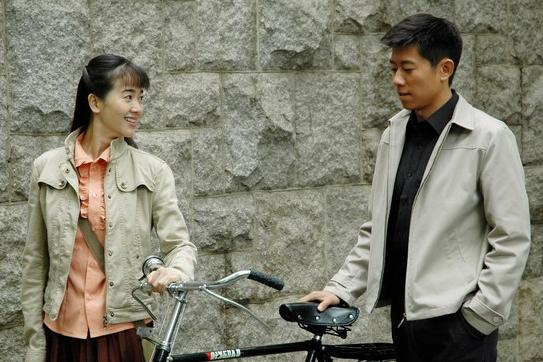 左小青演中国式离婚的电视剧,左小青和她背后的十个男人