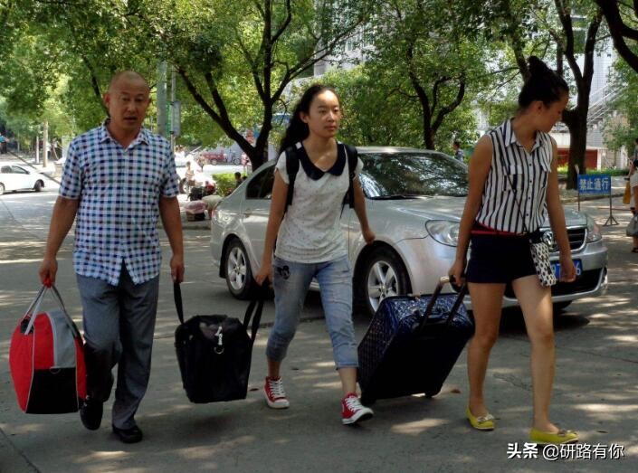 新生越早报道越好？准大学生们看过来，这些一定要提前了解