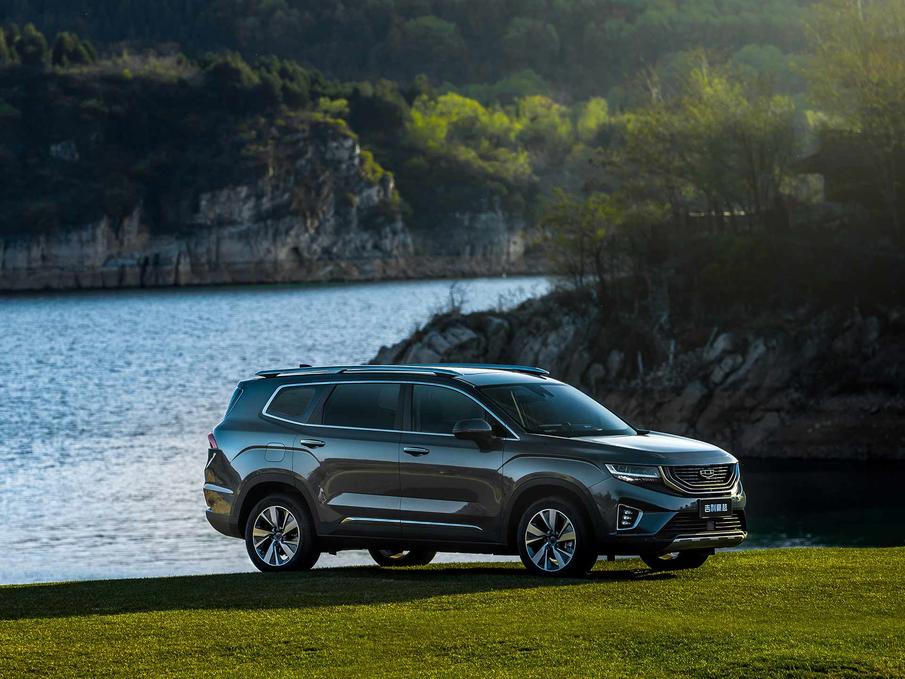 瑞虎8plus和唐dmi对比,10万元左右7座suv吉利豪越