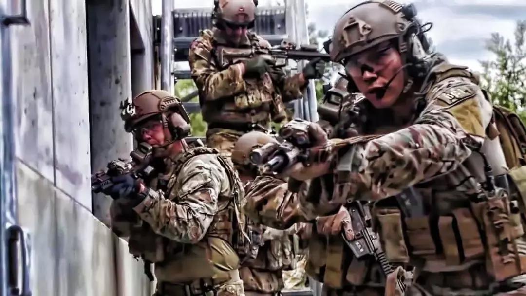 八一建军节致敬英烈,八一建军节致敬军人题材