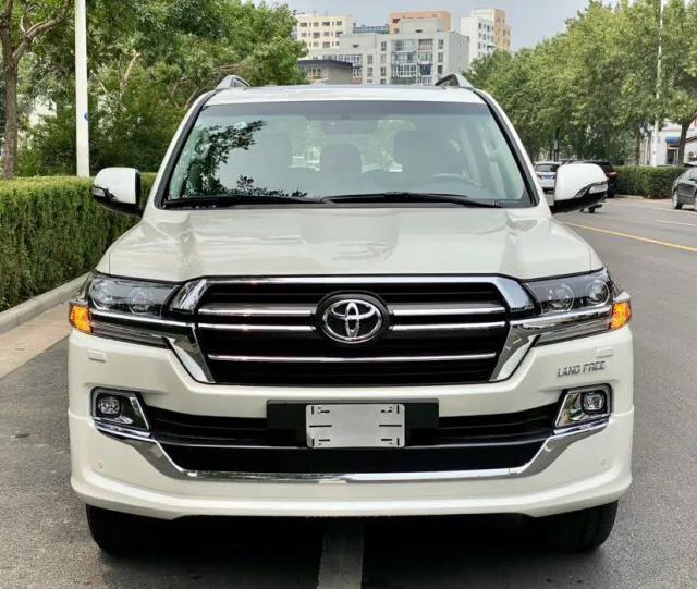 陆巡4600和5700有哪些优缺点,2019款陆巡中东版4600价格表