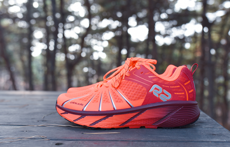 跑步鞋r2云跑鞋,r2云跑新款缓震跑鞋