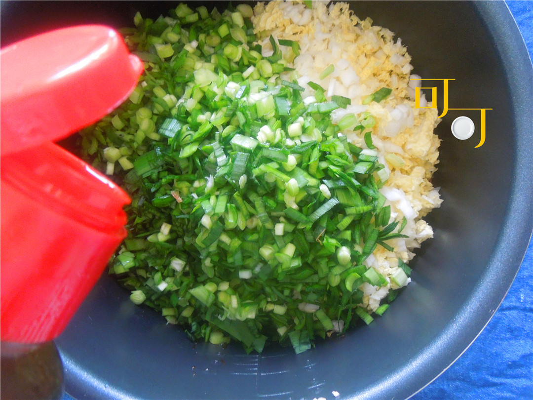 煎饺做法简单底脆馅香,煎饺怎么煎又脆又酥