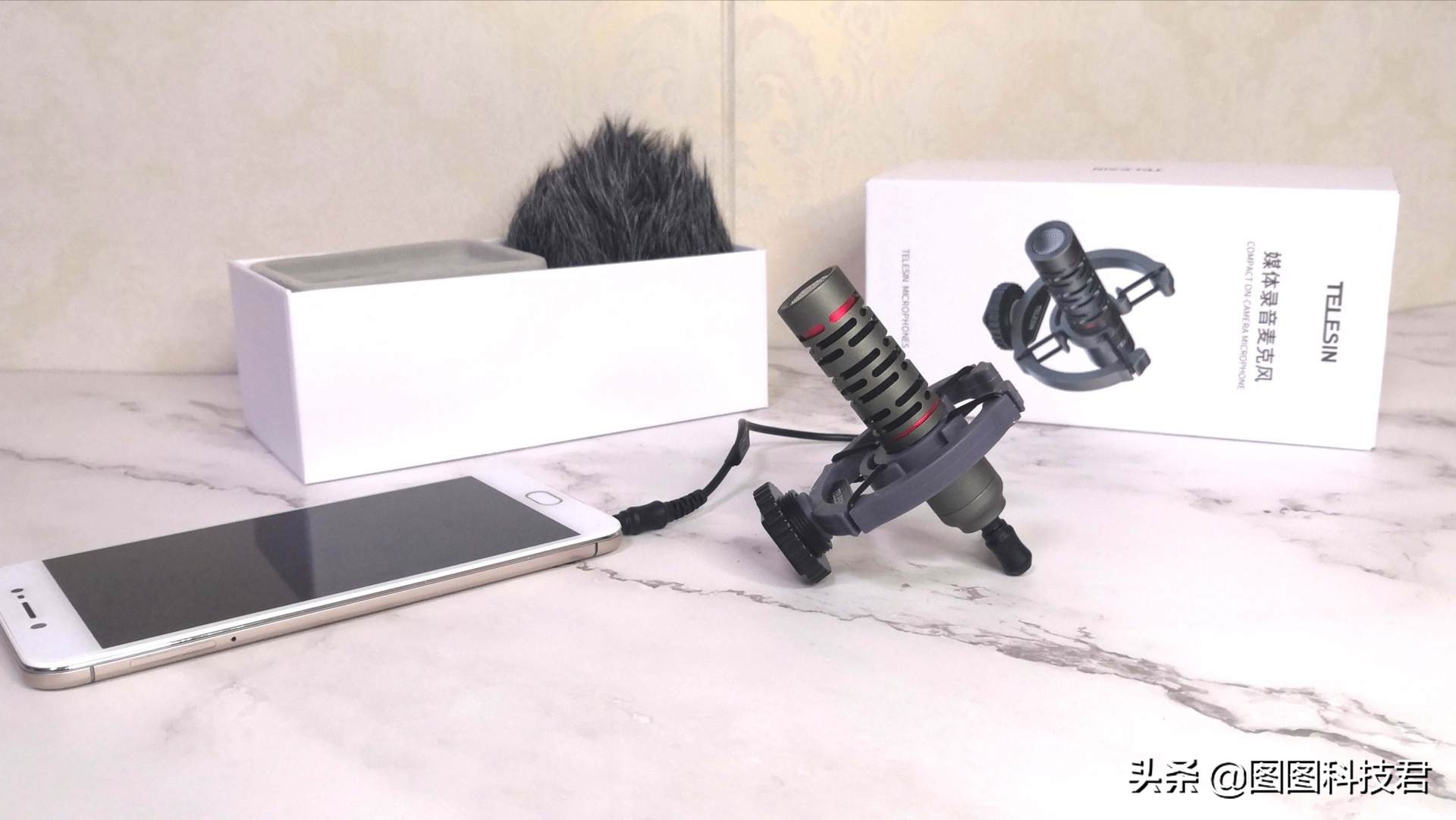 初入摄影器材,初入摄像用啥摄像机