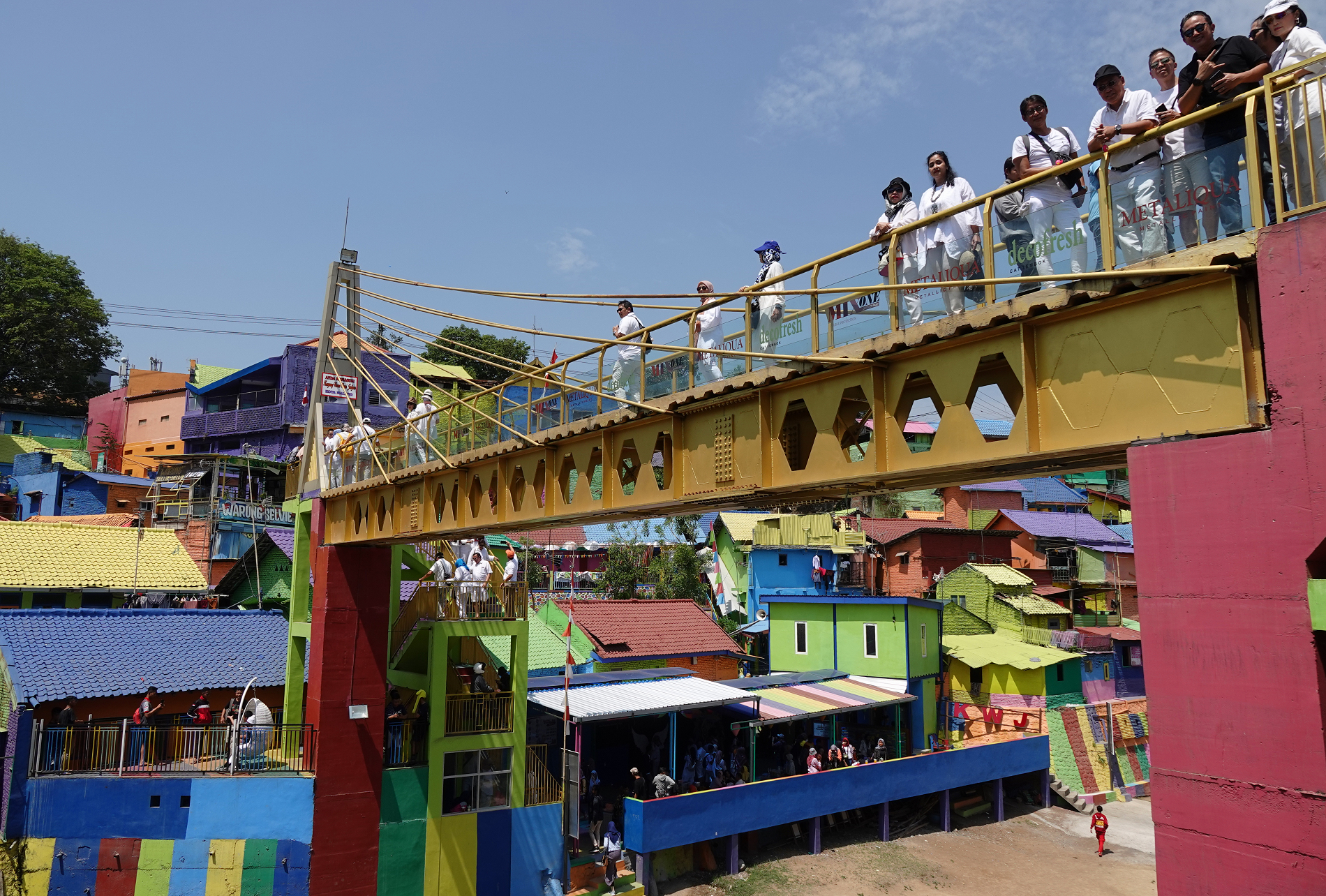 璐皯绐熸渶缇庡僵铏规潙,鍗板凹褰╄櫣鏉戣传姘戠獰