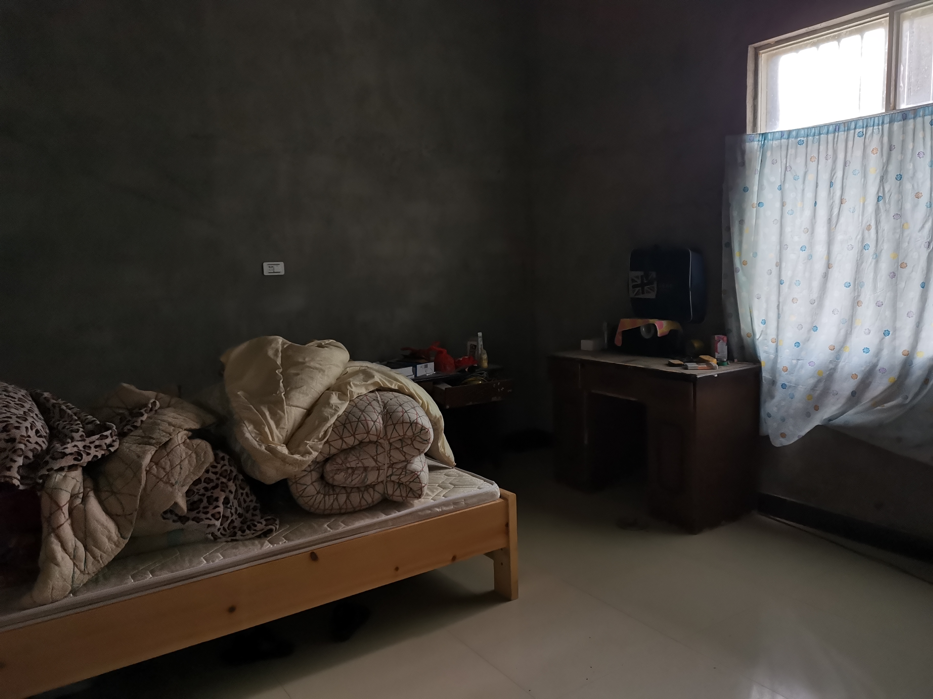 起底美团杀人外卖员:离婚后自杀未遂,儿子江中溺亡,家人称其情绪有问题