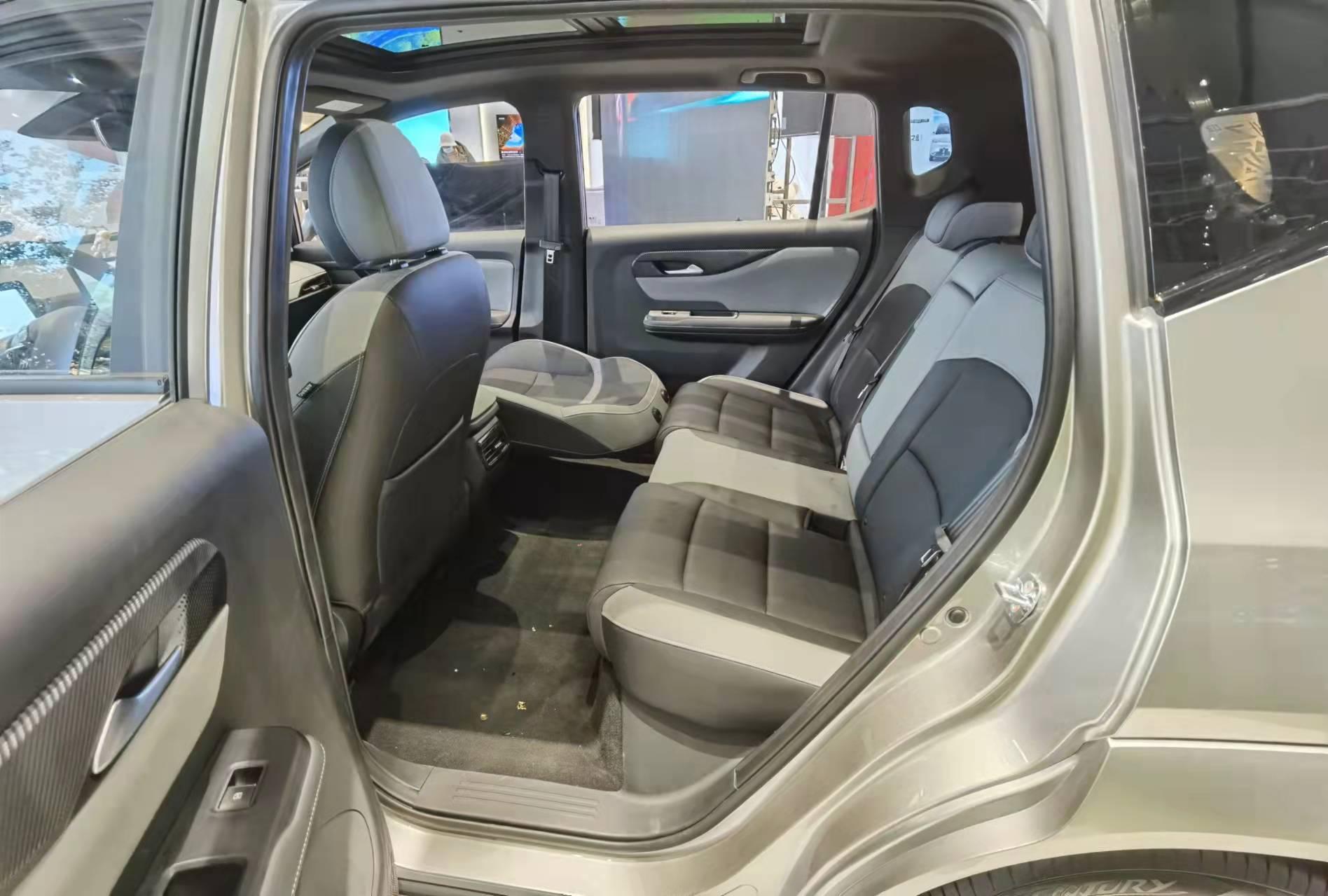 合创北京鹏城体验中心,北京一汽大众捷亚泰4s店直播