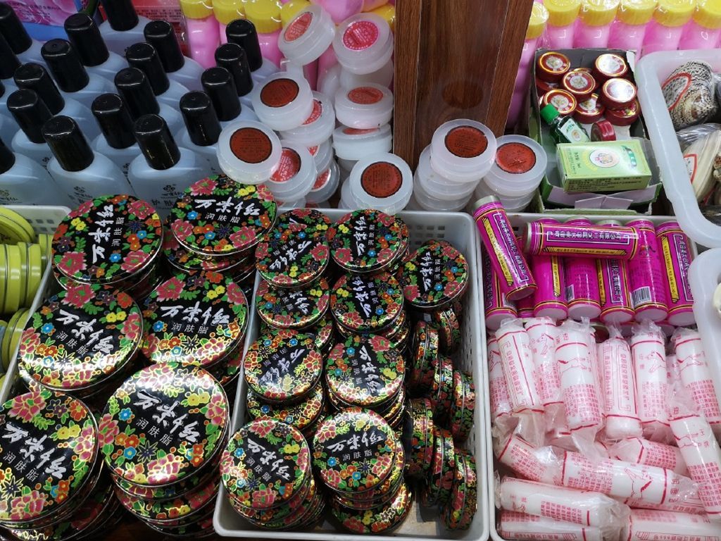 包装巨丑但是好吃的国货零食,5个被包装耽误的良心老国货