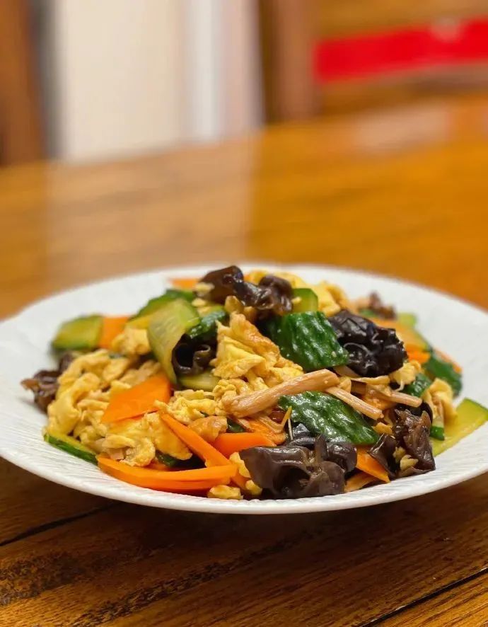 文怡姐家的“同款菜单”来喽！一睹男生宿舍的吃播现场