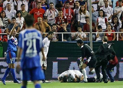 足球运动员猝死原因,前国家队足球运动员猝死