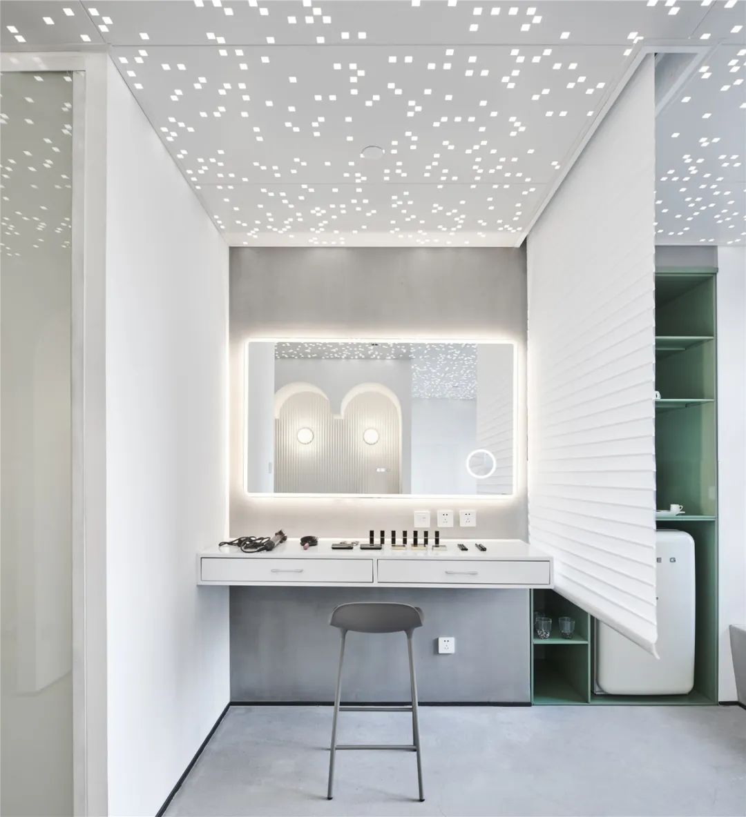 美容院案例分享,全球最新美容院设计欣赏