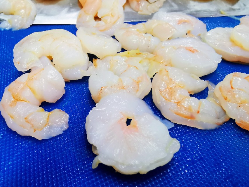 青岛大虾跟菠菜美食总决赛获奖菜品，老人孩子见了抢着吃