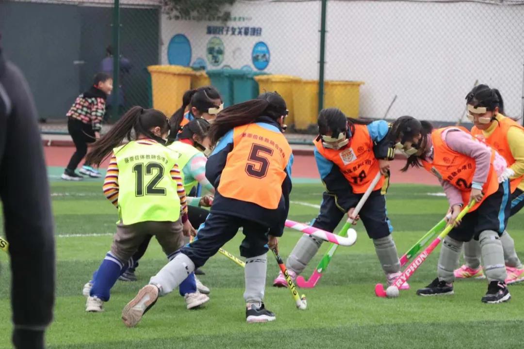 新闻周刊丨体育课数学老师教?当体育成为新“课时”以体育人如何破题?