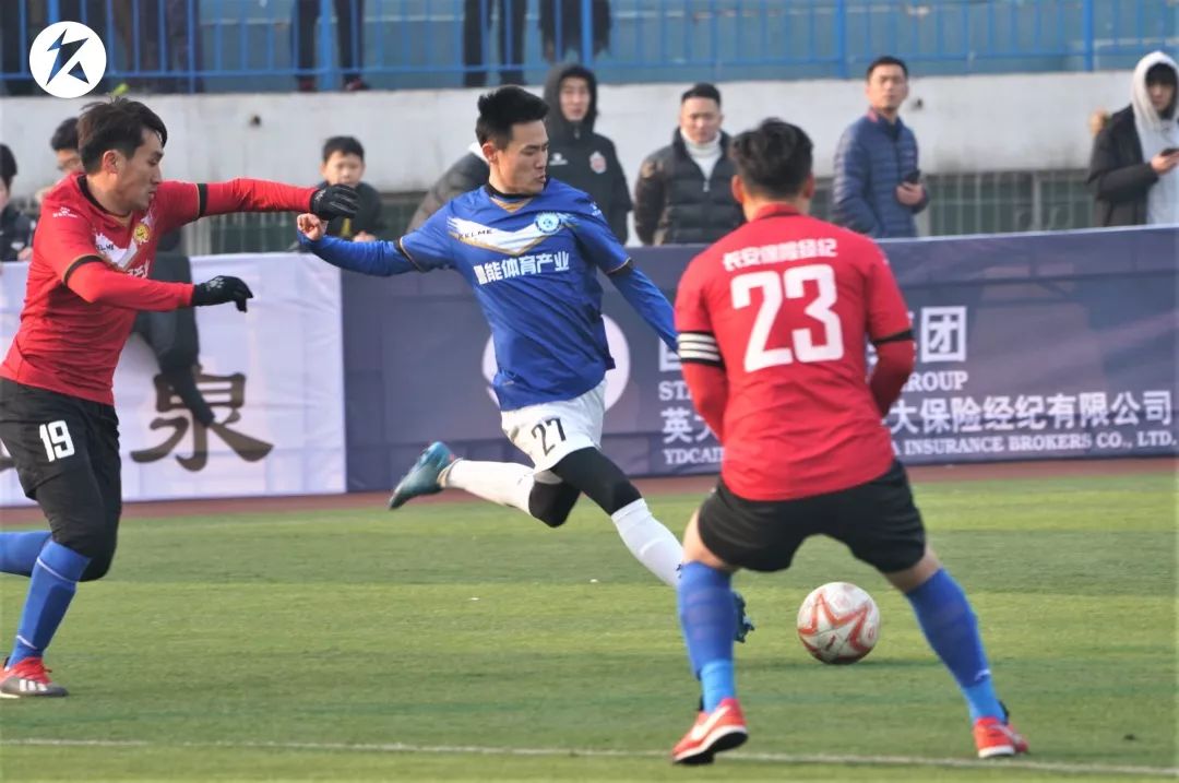 中国业余足球比赛实况直播,足球赛火热视频