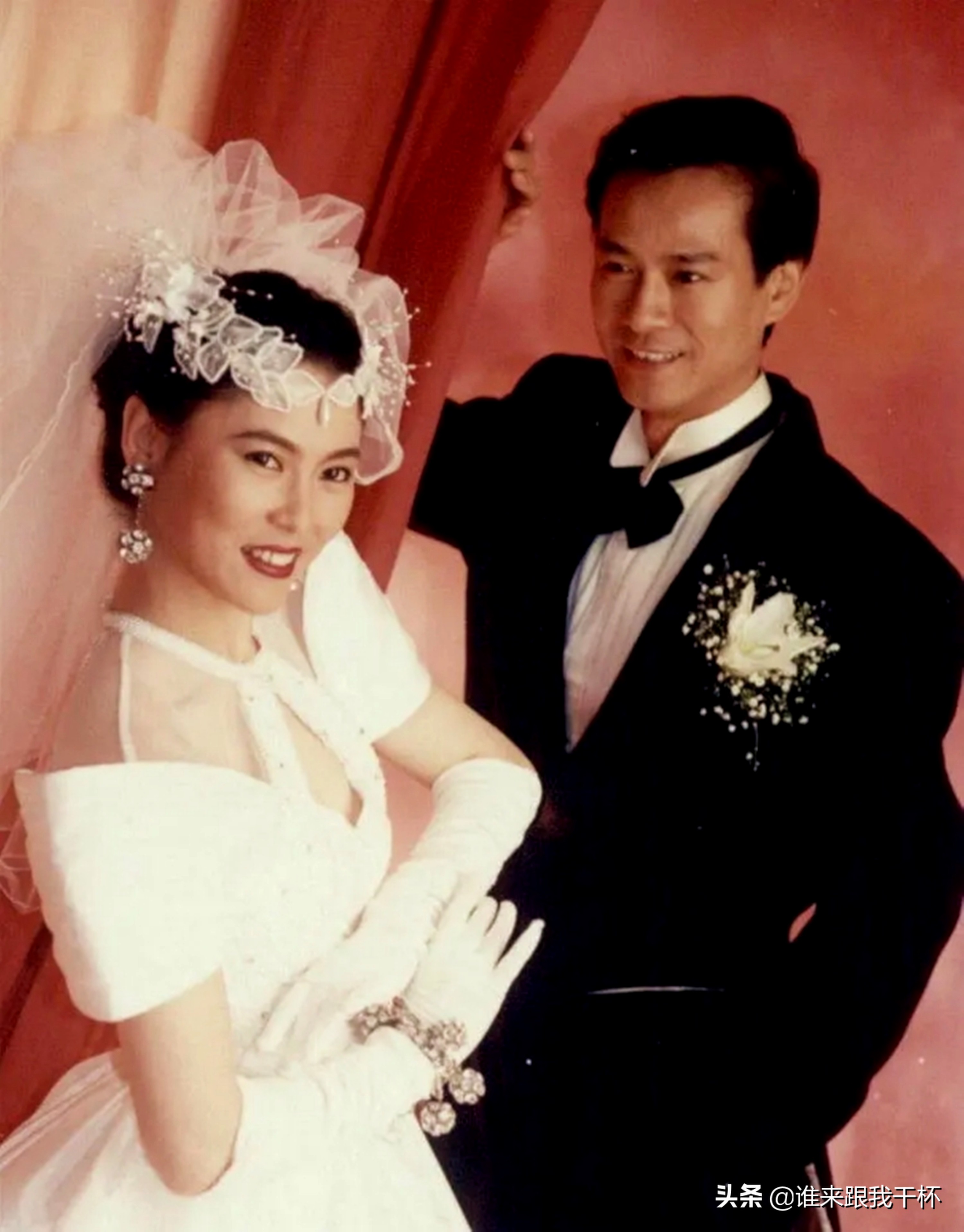 黄霑与郑少秋,郑少秋与黄霑