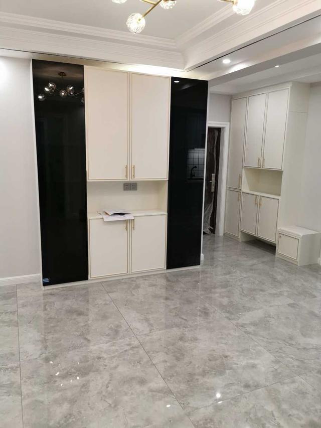 简约欧式风装修温柔色调,欧式装修软装配简约风格