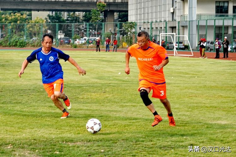 武汉足球运动员蔡晟,武汉足球名宿蔡晟