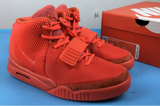 潮鞋赚钱,暴利行业年入80万以上