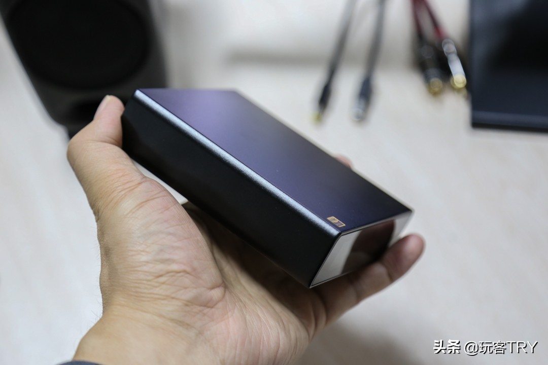 解码器里的小米，说说性能小钢炮拓品E30DAC+监听音箱的听感