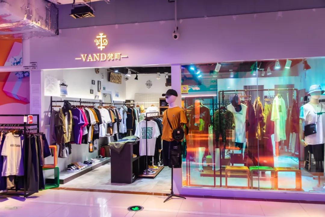 七八年没逛一个地方,江门地王广场动漫星城