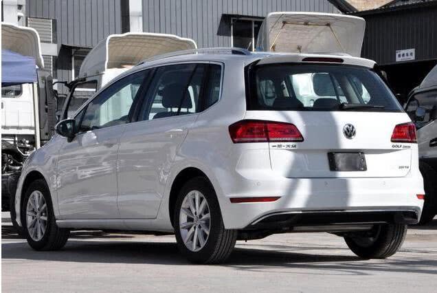 2019年高尔夫嘉旅1.4t顶配,落地15万高尔夫