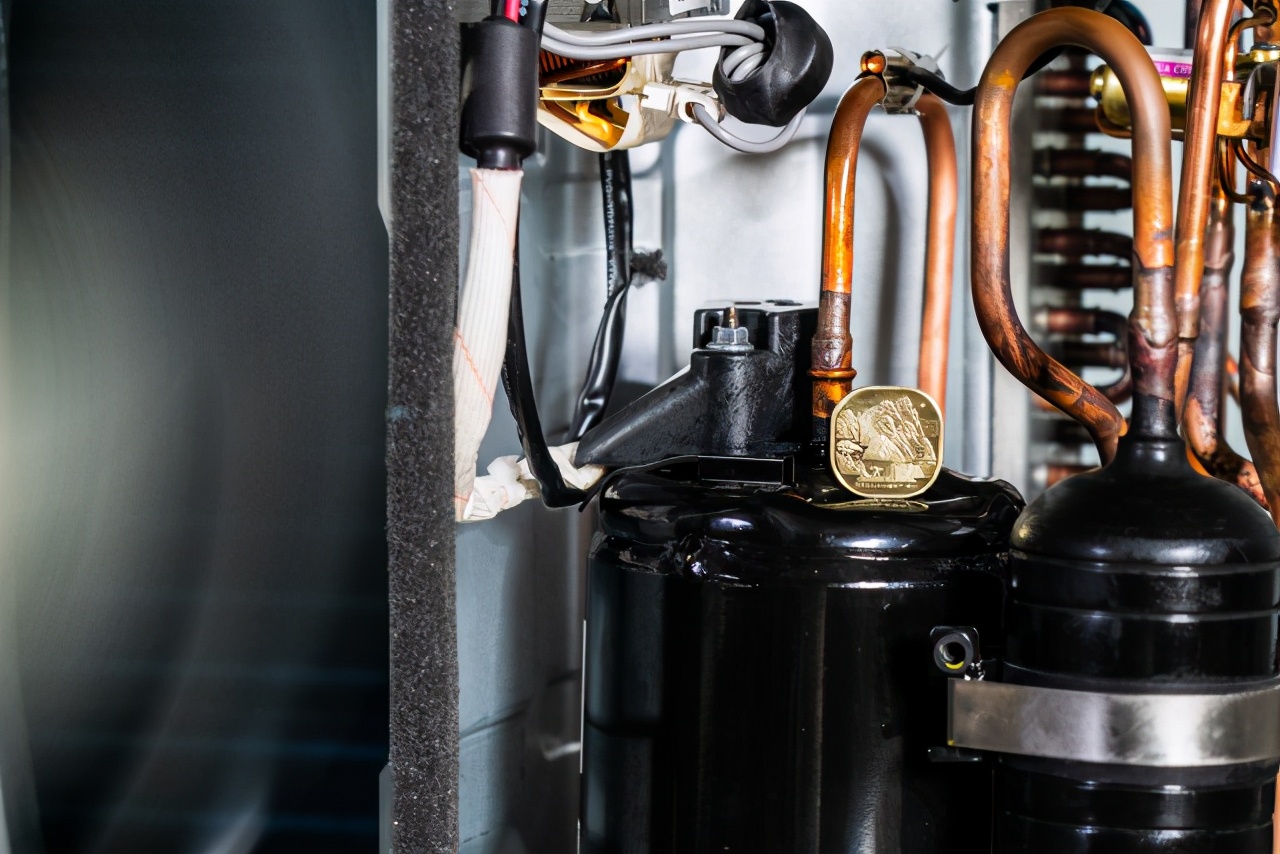 亲测旧空调脏过马桶,旧空调拆机对比评测