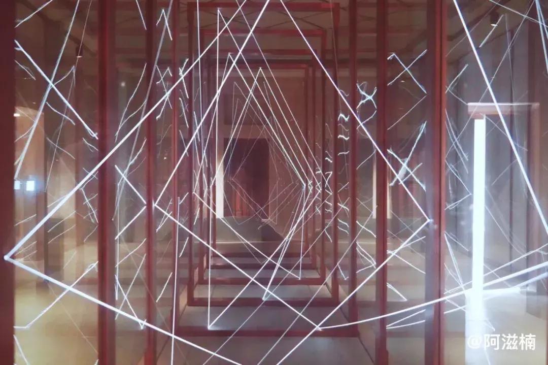 沙漠里的奇迹城,沙漠中的奇迹之城