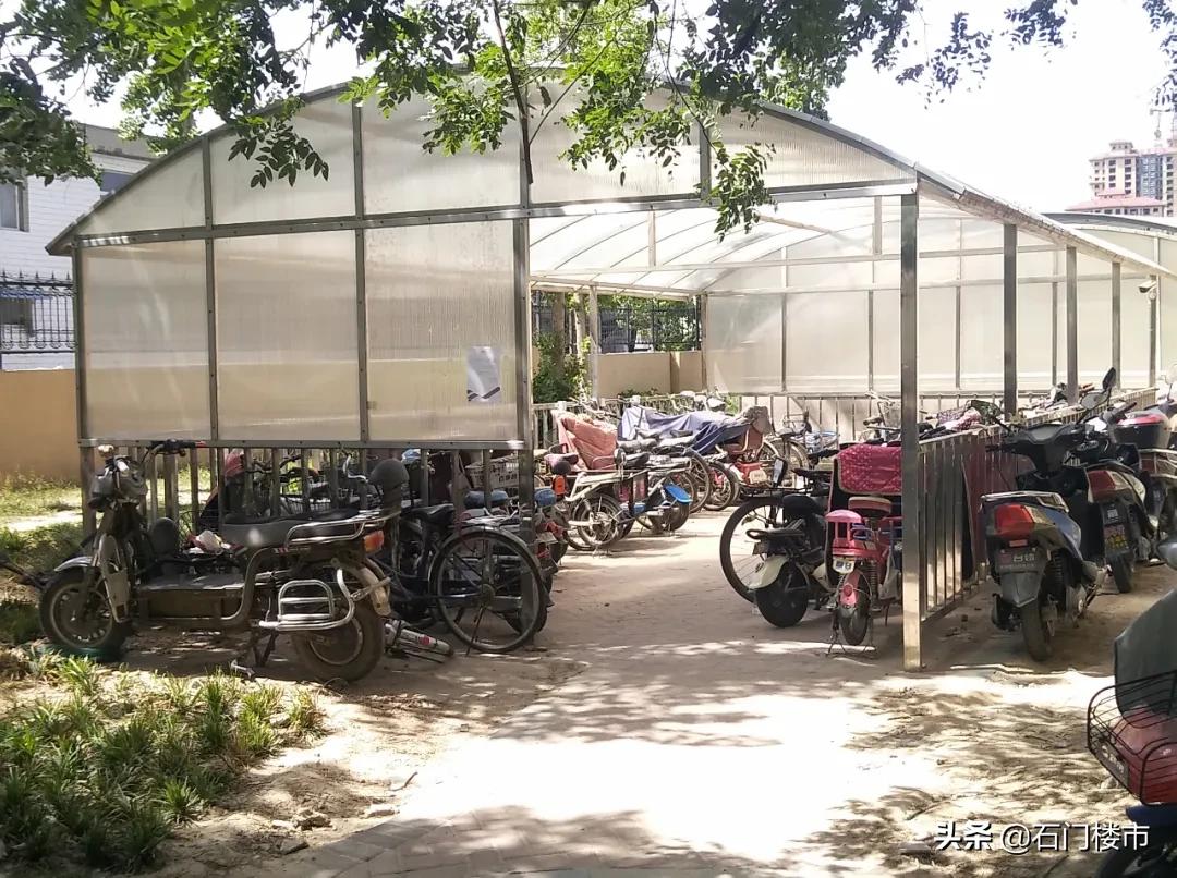 实探这个小区值得买吗,实探房价