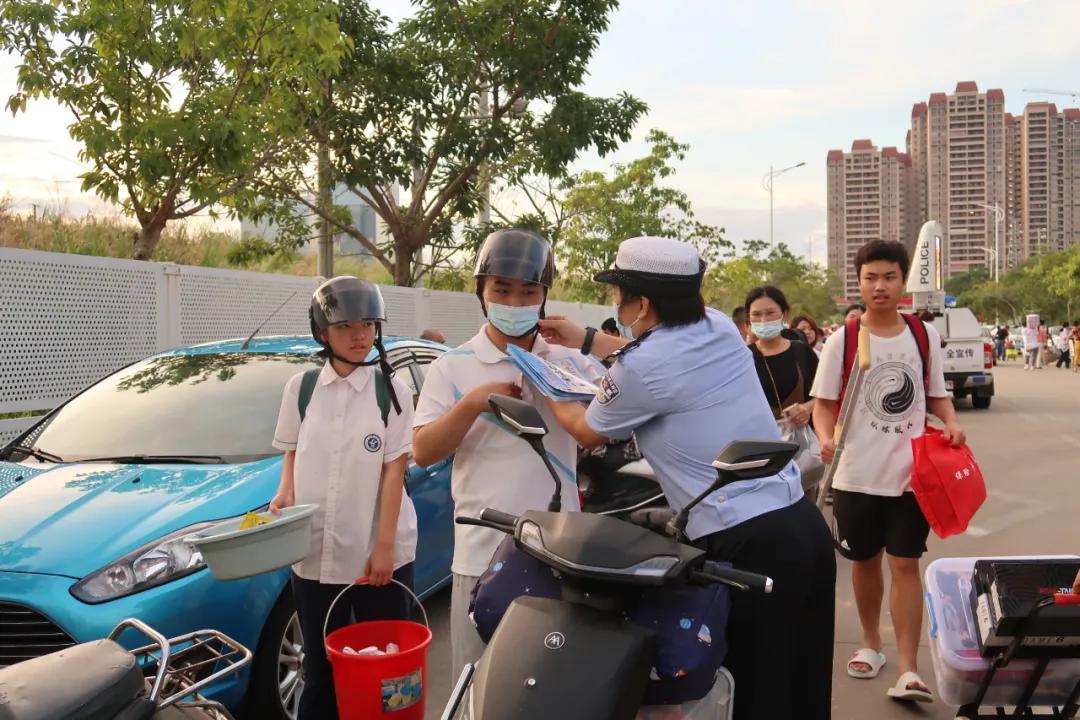 交警全力以赴守护高考,交警支队将全员上阵护航高考