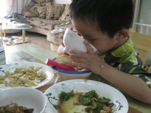 垃圾食品汉堡包,汉堡泡面是垃圾食品吗