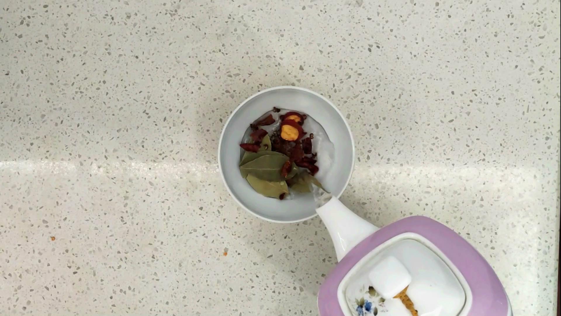 红烧牛肉特别柴怎么补救,牛肉红烧怎么容易烂