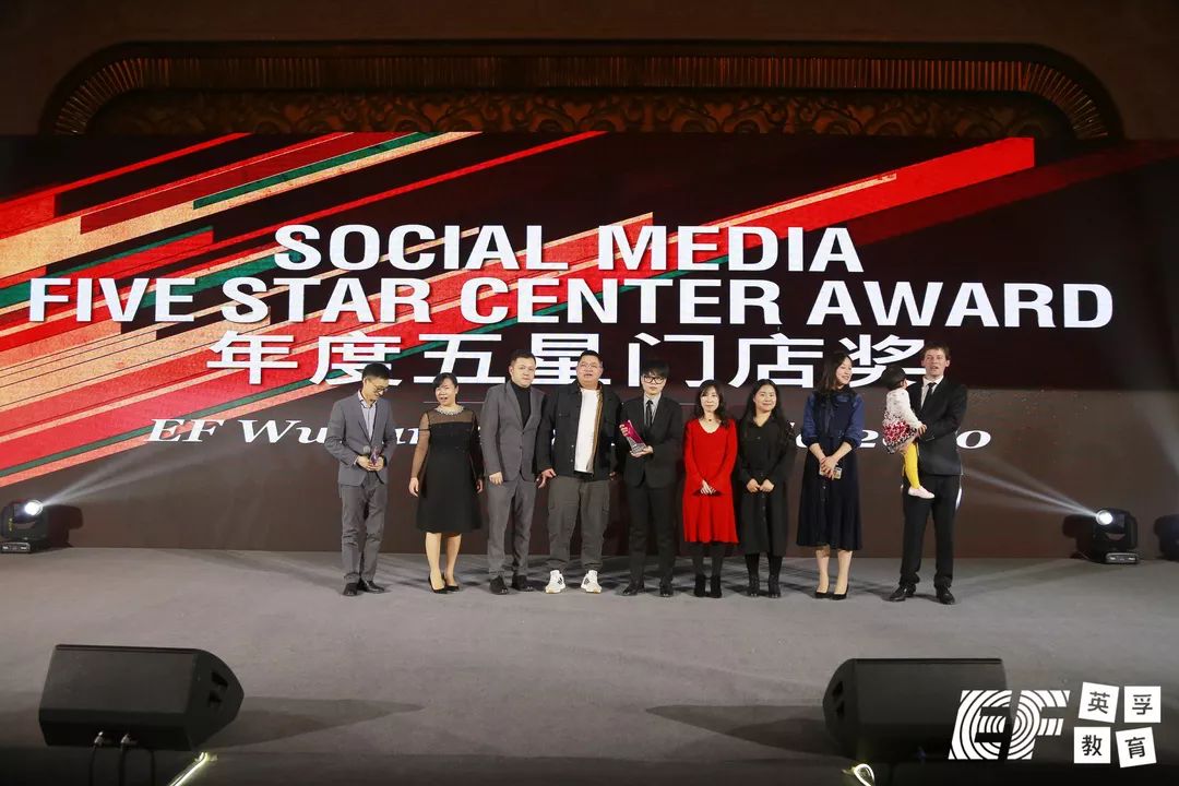 鑻卞瓪澶哄啝,鑻卞瓪娲诲姩鍥為【