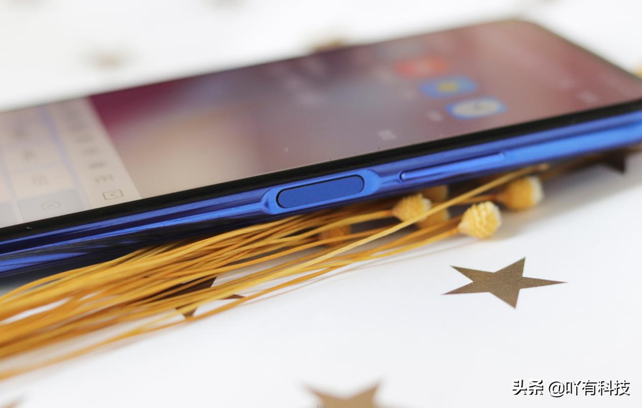 荣耀20s光影之美,荣耀20s发布晚上自拍也要美美的