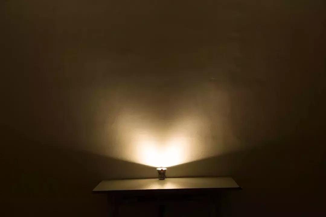 国产女装黑马，5000一件还遭疯抢！全凭这点做得好！