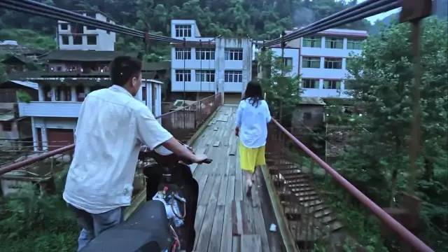 周末一起看电影去旅游,跟随电影镜头开启绝美的视觉旅行