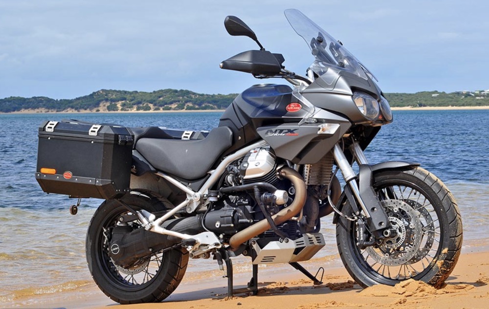 摩托古兹v85tt摩旅,摩托古兹v85tt提车