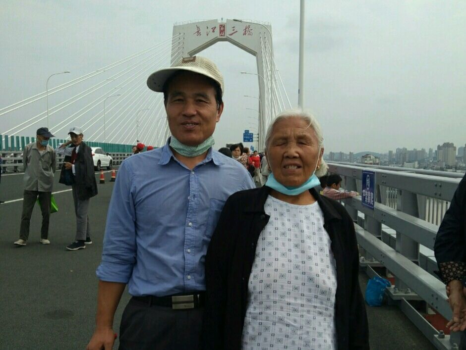 父辈的心酸与无奈,父辈的艰辛时常无处诉说