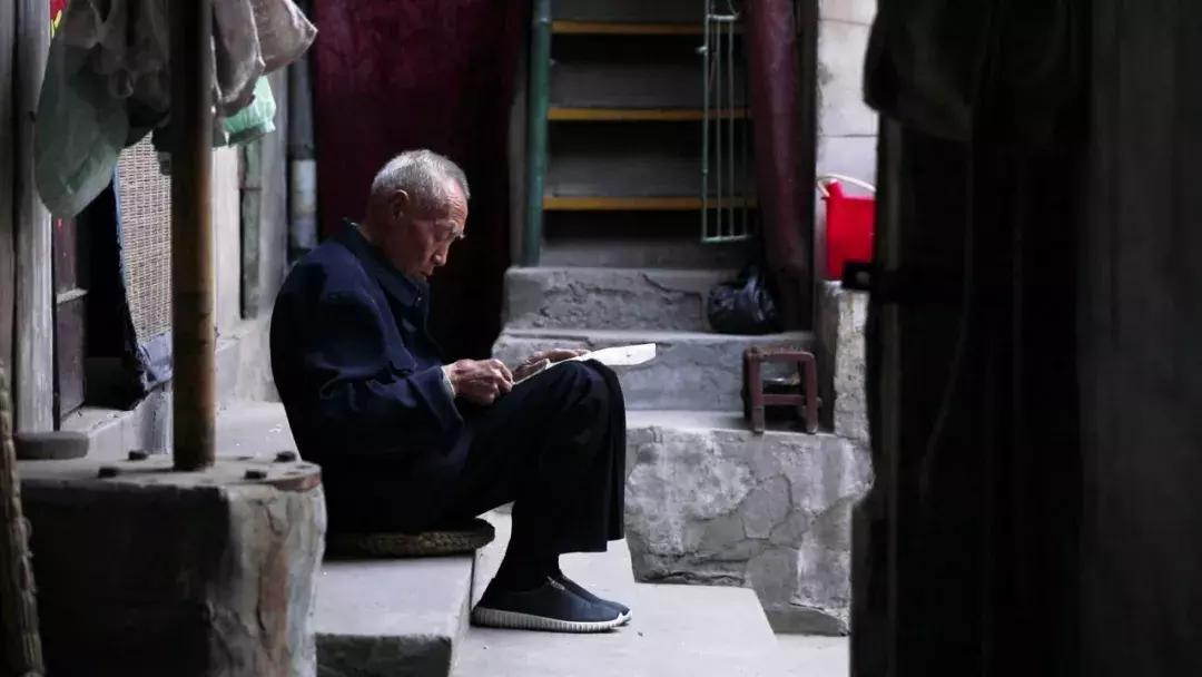 他曾险遭土匪活埋!九旬老兵寻救命恩人