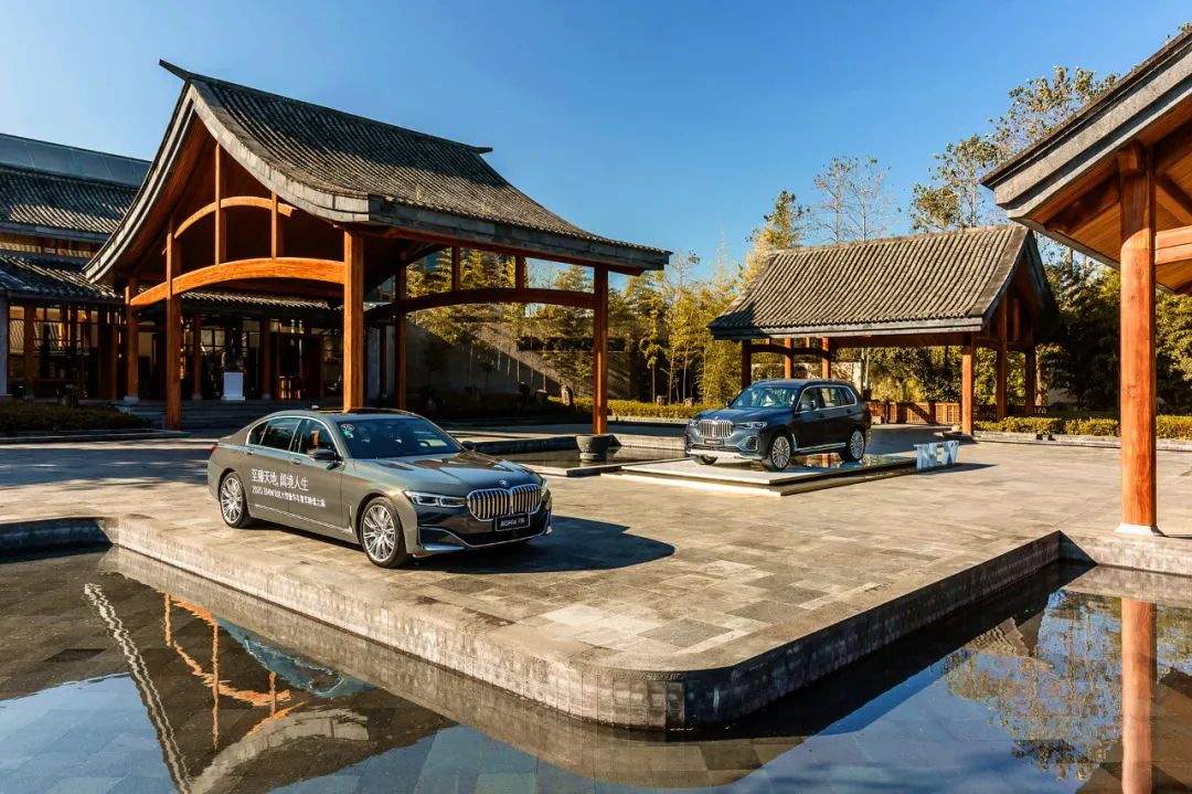 宝马7系和x7内饰哪个好,宝马7系和宝马x7哪个好