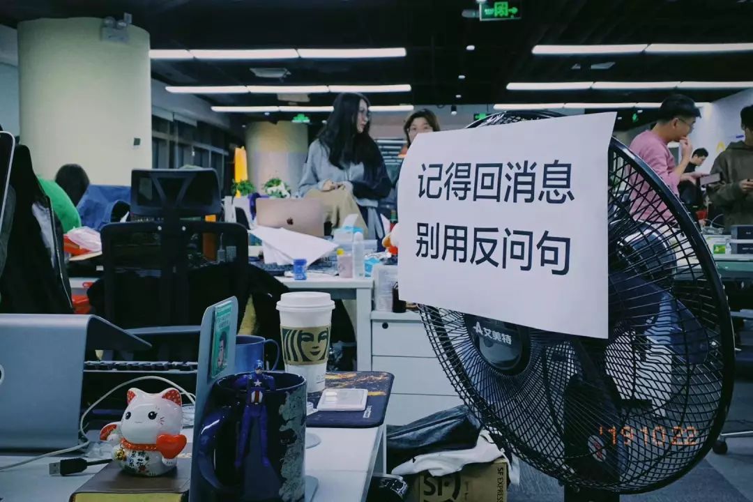 做销售的女人太累了,做个销售太难了文案