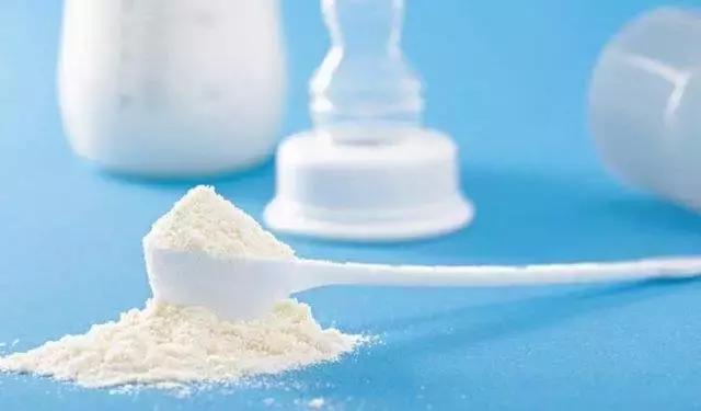 奶粉喂养常识,奶粉喂养的宝宝知道饥饱吗