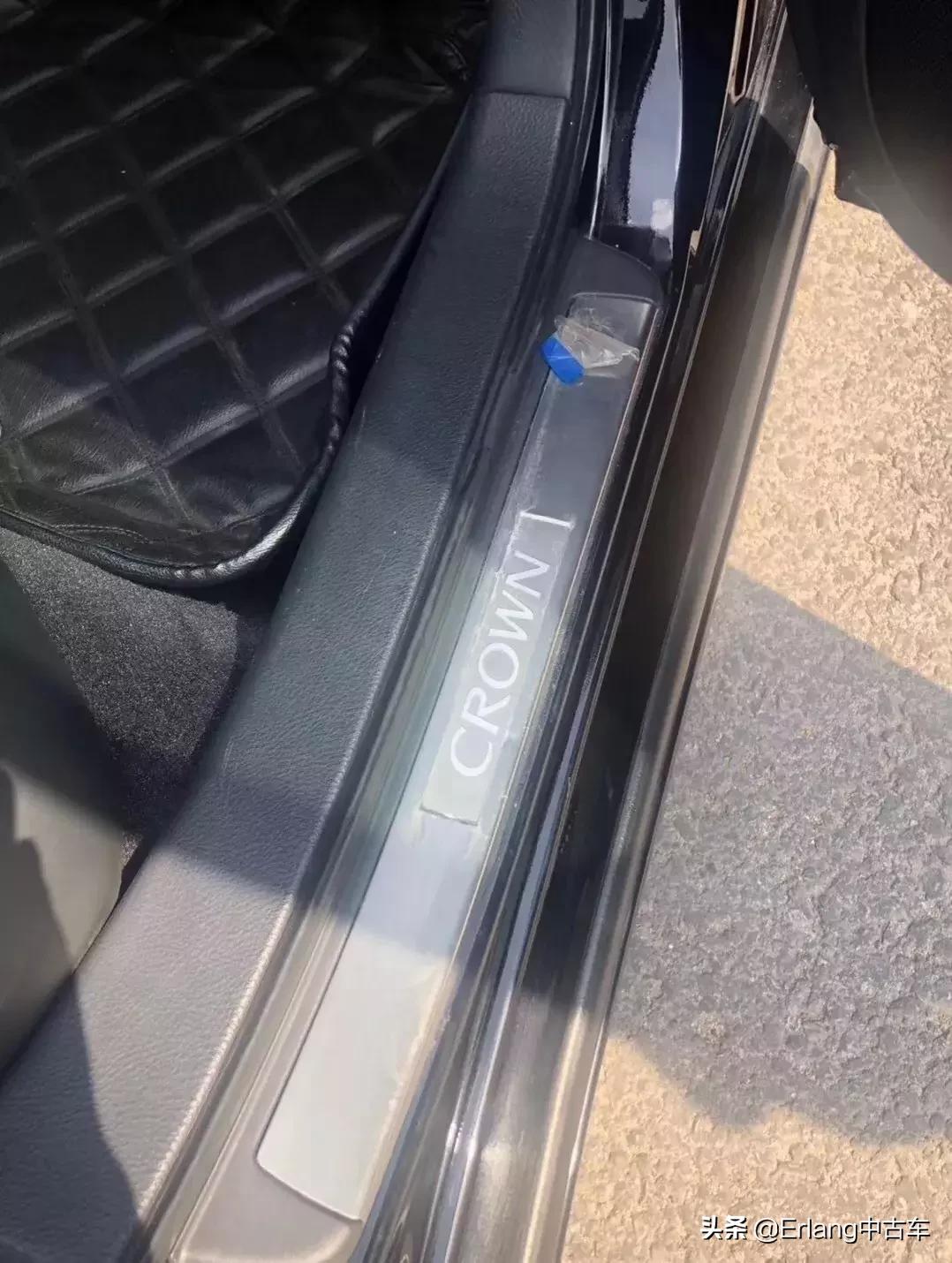 情怀皇冠最经典的12代,全新十六代丰田皇冠