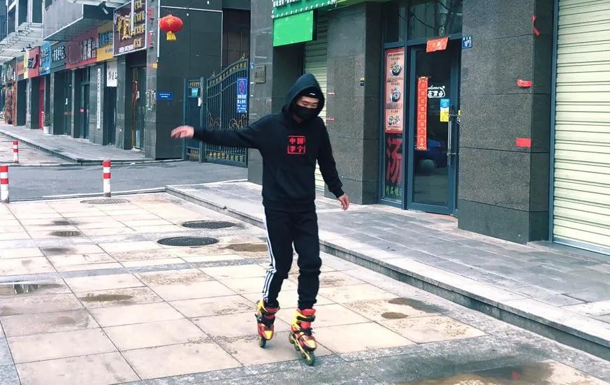 武汉众包骑手何文文，一天送202单，打破自己跑单记录