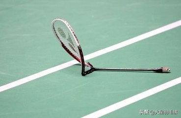 新手选什么羽毛球拍比较好,200以内新手羽毛球拍推荐