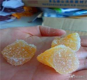 白糖与蜂蜜的比重对比,白糖和蜂蜜的糖分是一样的吗