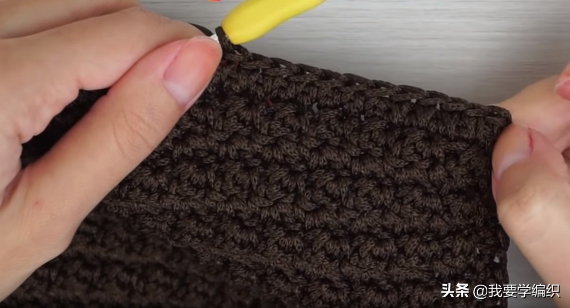 朋友说它比买的包更好看，高级感十足的环保皮草包，自己钩一个吧