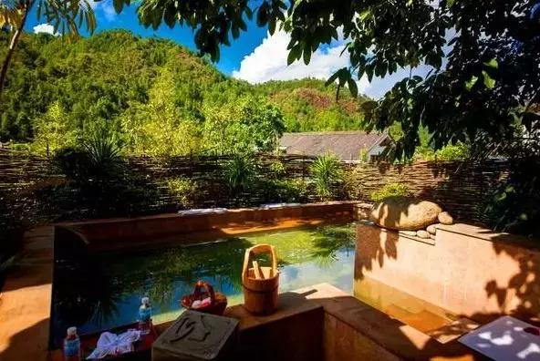 云南保山附近有哪些天然温泉,云南罗茨温泉哪家环境好又实惠