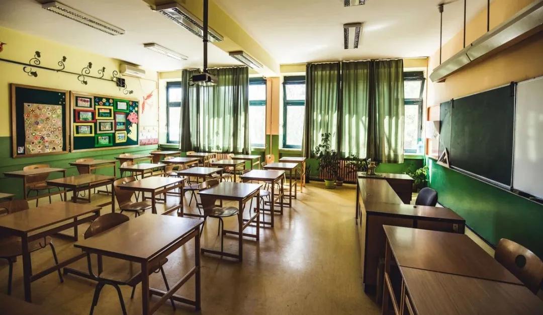 父母子女之间的爱注定是一场辜负,父母没有边界的爱毁了我一辈子